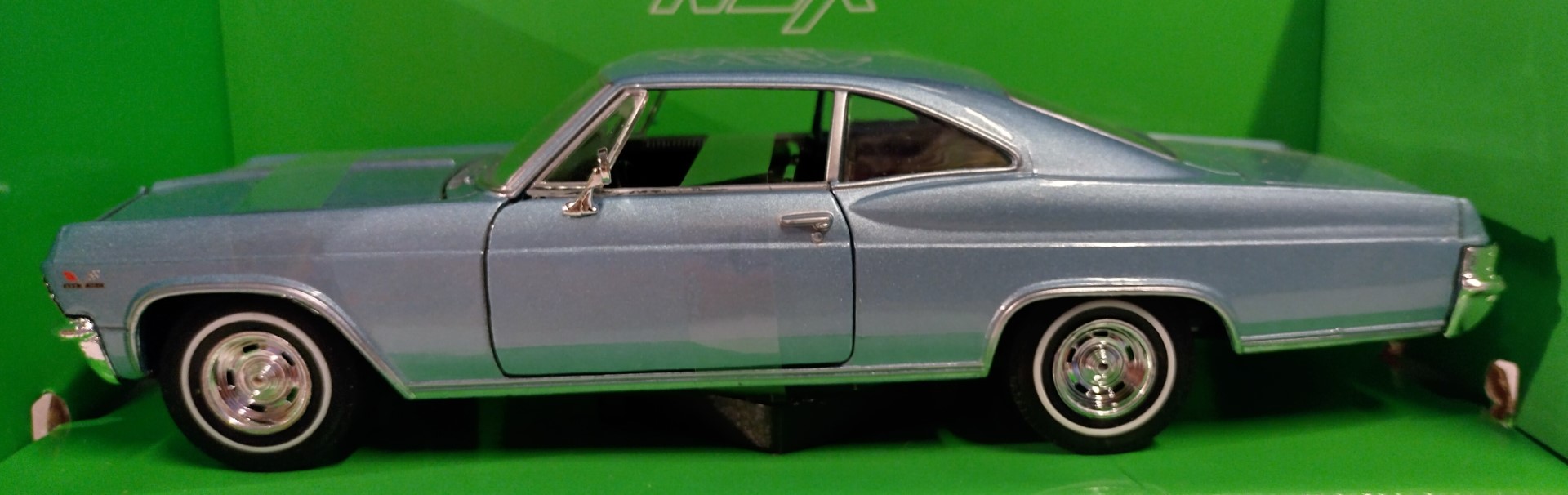 Pienoismalli Chevrolet Impala SS 396