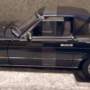 Mercedes-Benz R 107 300 SL  1/18