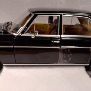 Mercedes-Benz W 108  280 SE  1/18