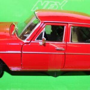 Mercedes W115 punainen 1/24