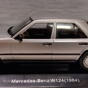 Mercedes W124 hopea 1/18