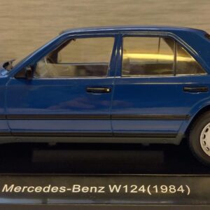 Mercedes W124 sininen  1/18