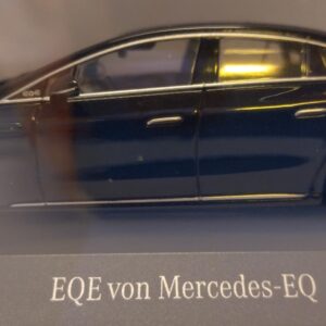 Mercedes EQE V295