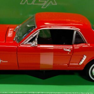 Ford Mustang 64½ punainen