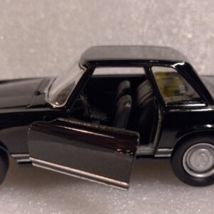 Mercedes W 113 musta