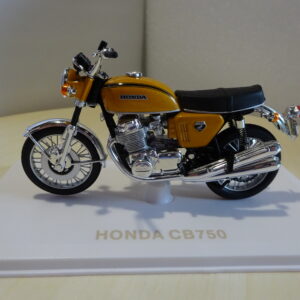 Pienoismalli Honda CB 750 1969