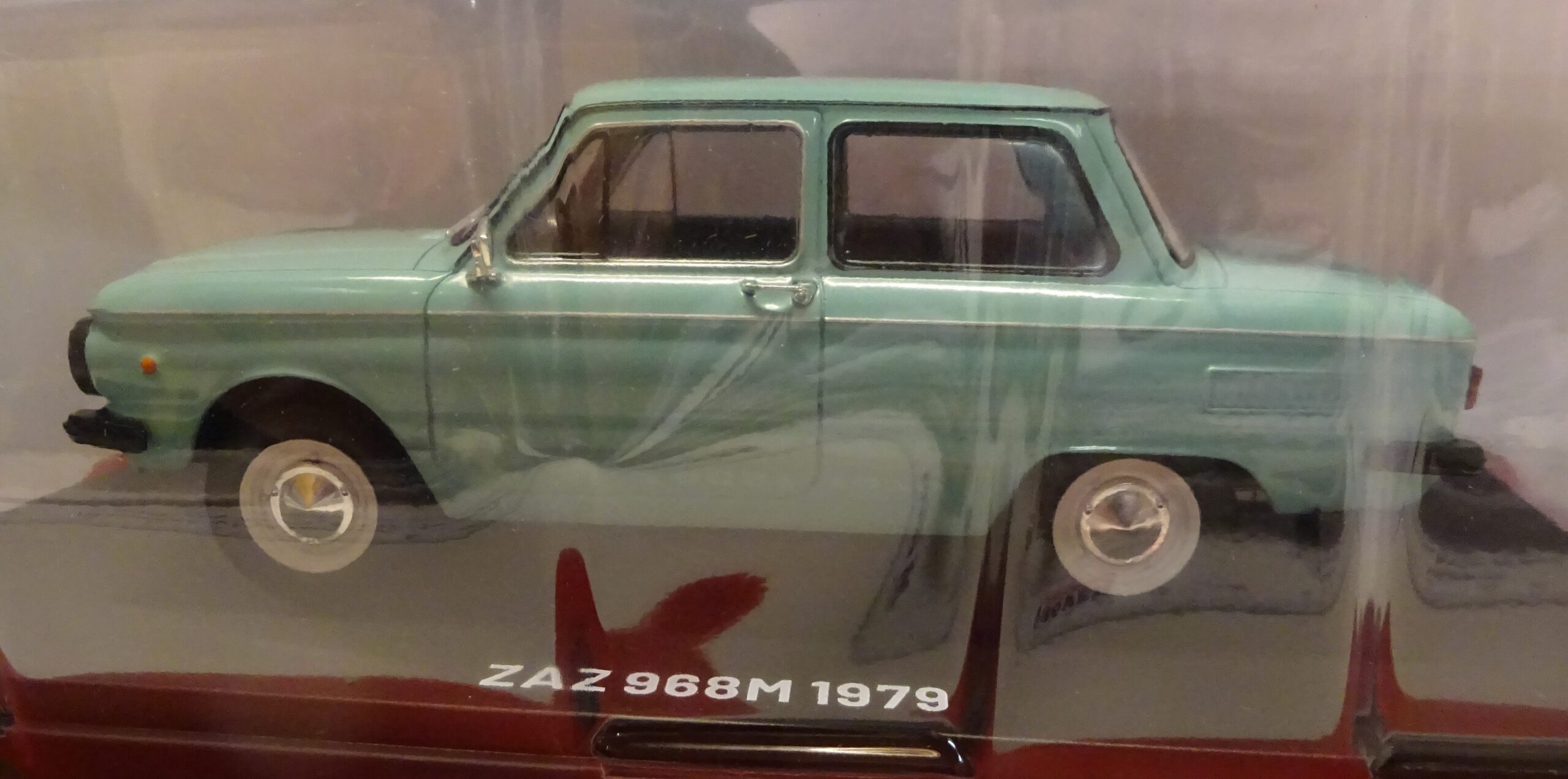 Pienoismalli JAlta 968M 1979