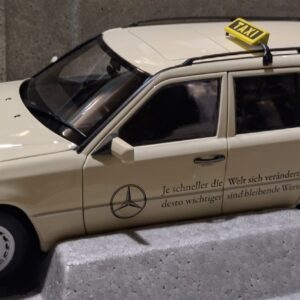 Pienoismalli Mercedes S124 Taxi