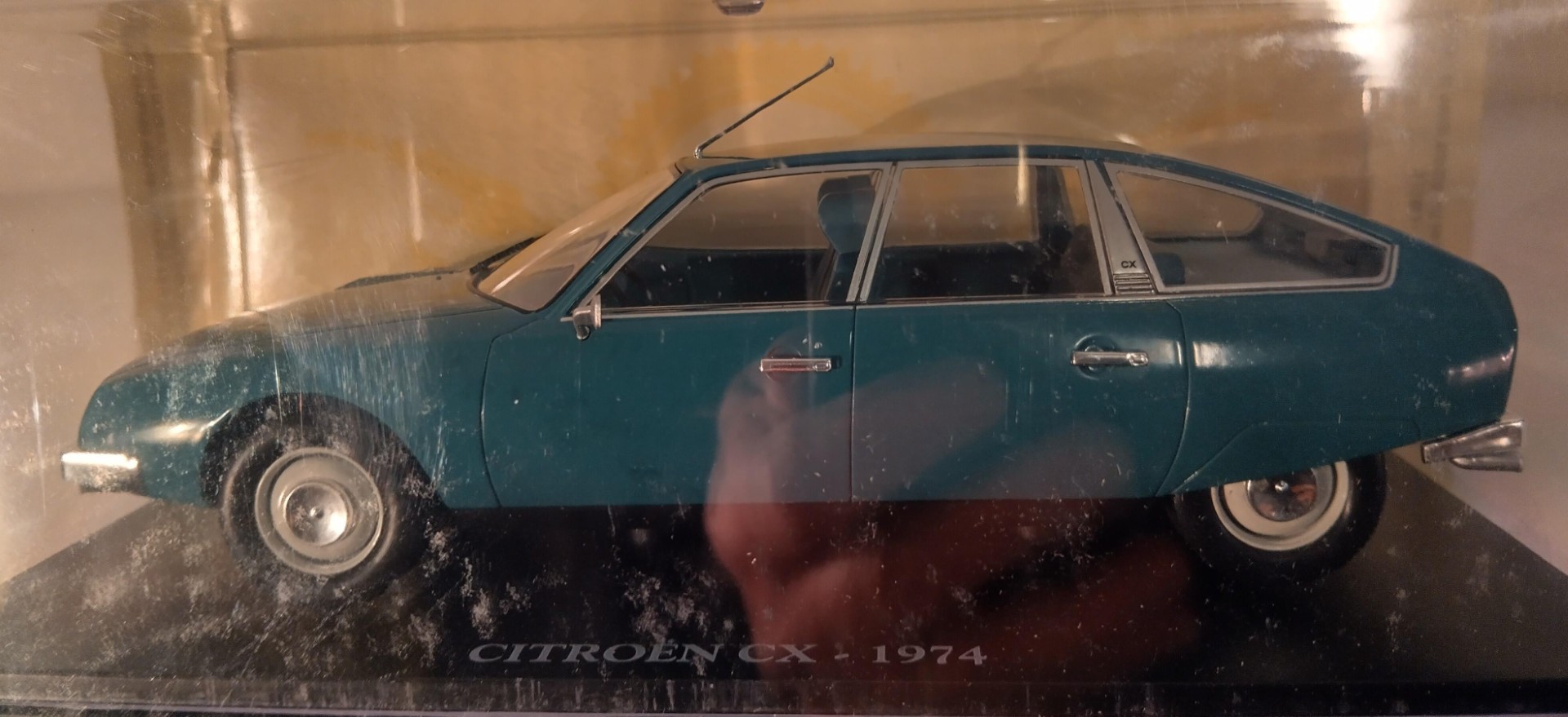 Pienoismalli Citroen CX 1974 1/24