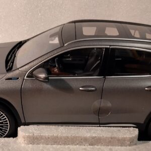Pienosmalli Mercedes EQA 2021 1/18