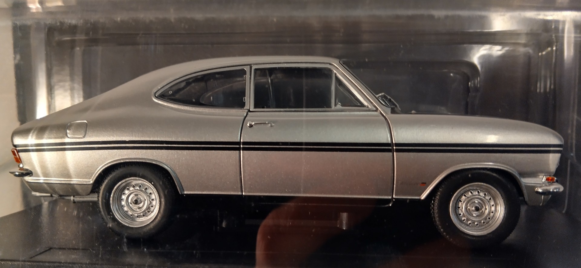 Pienoismalli Opel Kadett B Rallye 1967 1/24