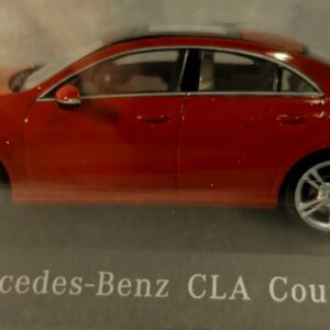 Pienoismalli Mercedes CLA Coupe 1/43