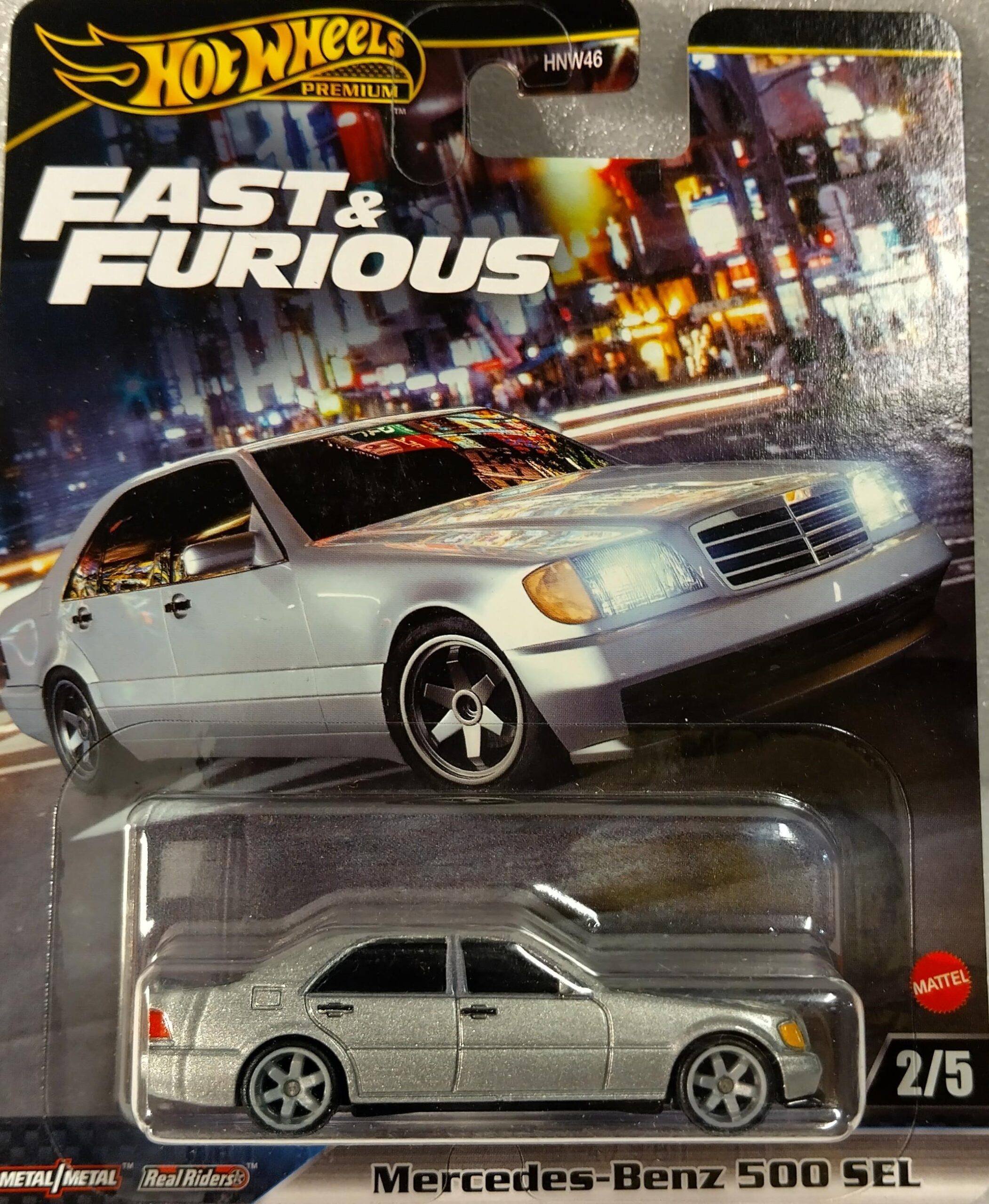 Pienoismalli Mercedes 500 SEL 1/64