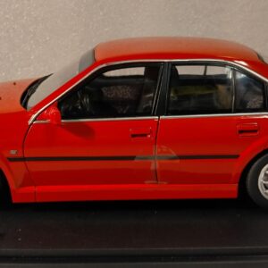 Pienoismalli Opel Omega 3,0 24V 1990 1/18