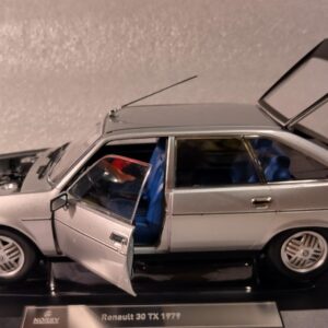Pienoismalli Renault R30 TX 1979 1/18