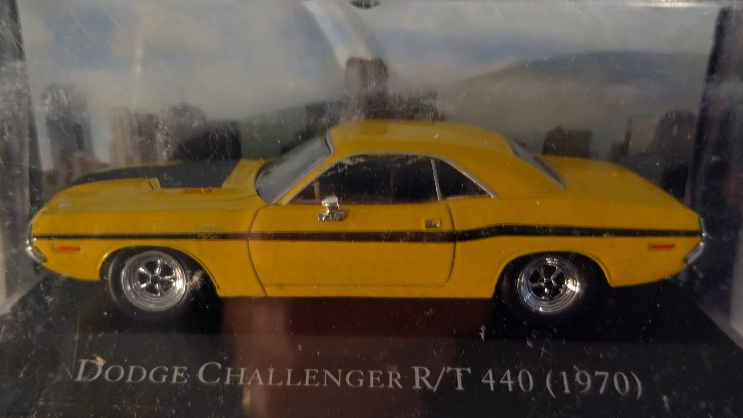 Pienoismalli Dodge Challenger R/T 440 1970