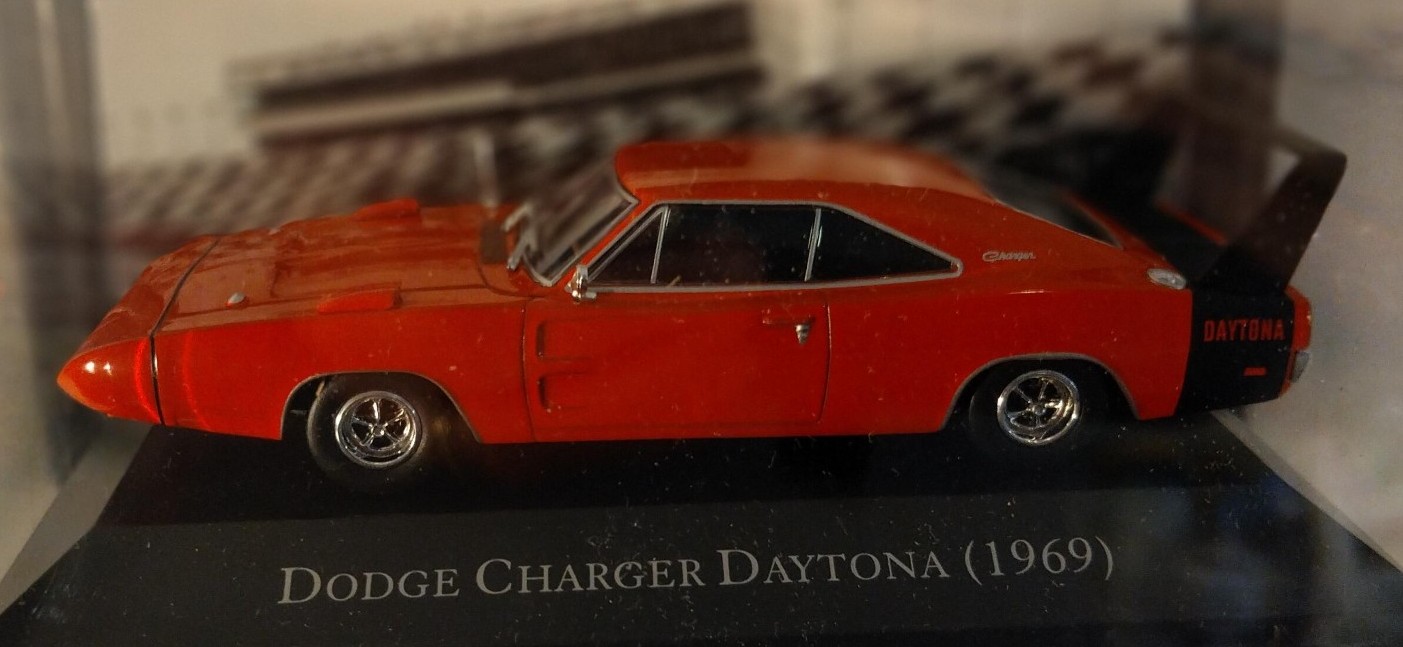 Pienoismalli Dodge Charger Daytona 1969