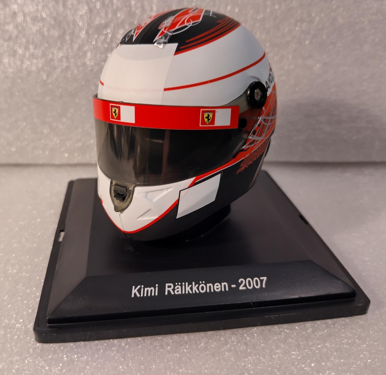 Kypärä Kimi Räikkönen 2007