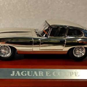 Pienoismalli Jaguar E-type 1961 1/43