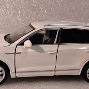 Pienoismalli VW Touareg 2014 1/32