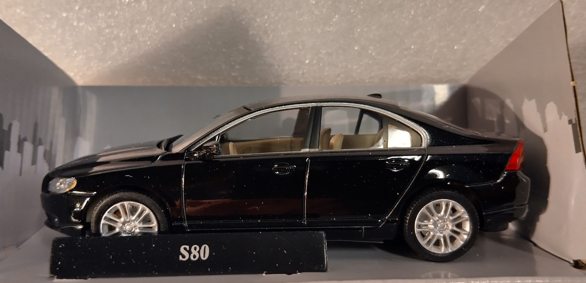 Pienoismalli Volvo S80 2007 1/43
