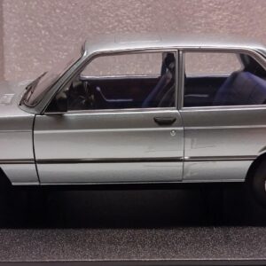 Pienoismalli BMW 323i (E21) 1980 1/18
