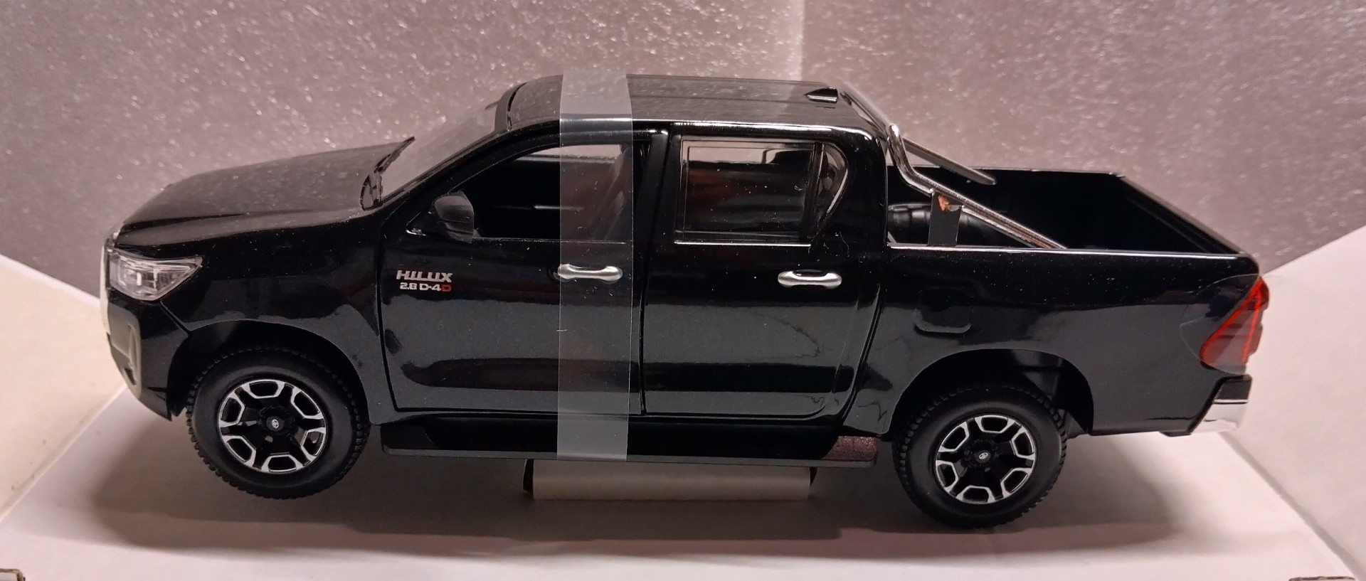 Pienoismalli Toyota Hilux