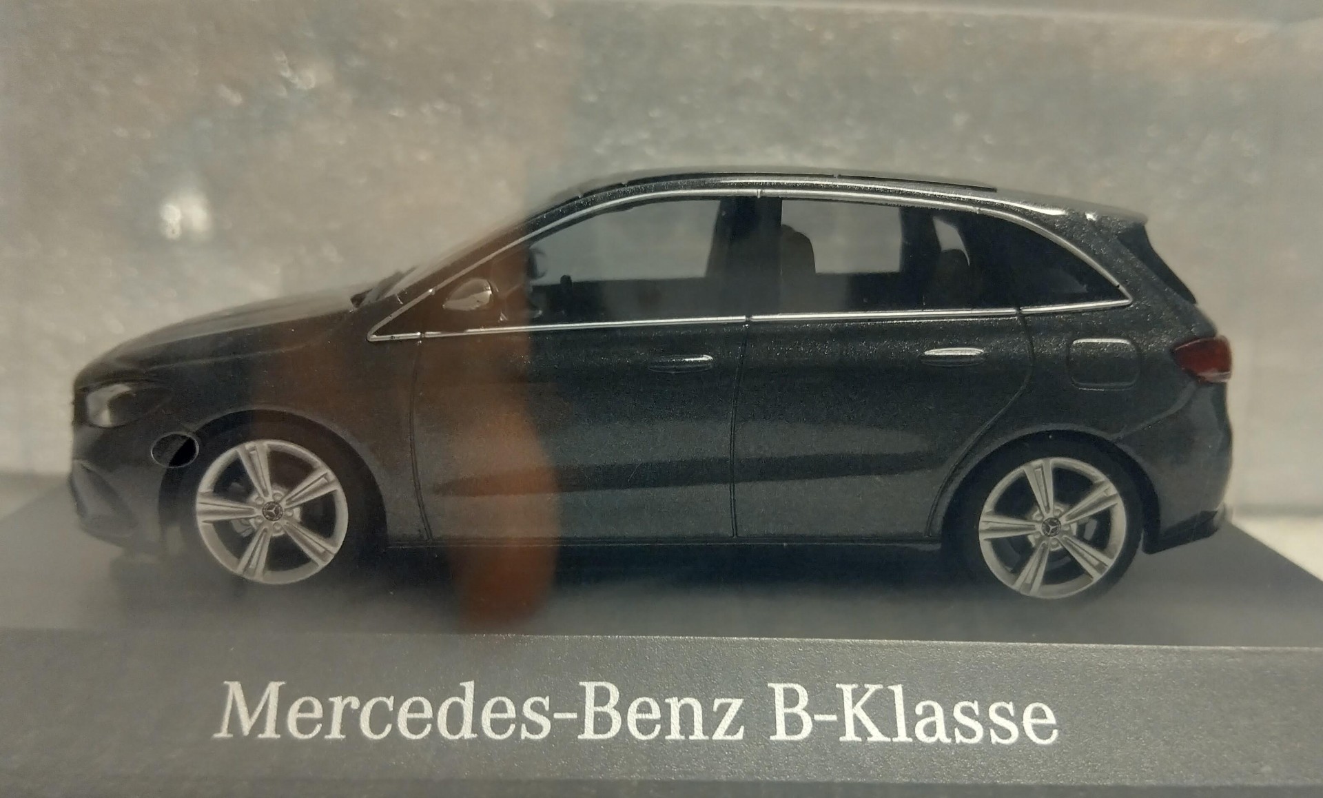 Pienoismalli Mercedes B (W247) t 2018 1/43