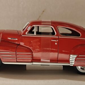 Pienoismalli Chevrolet Fleetline Aerosedan 1948 1/25