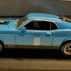 Pienoismalli Ford Mustang Mach-1 1970 1/18