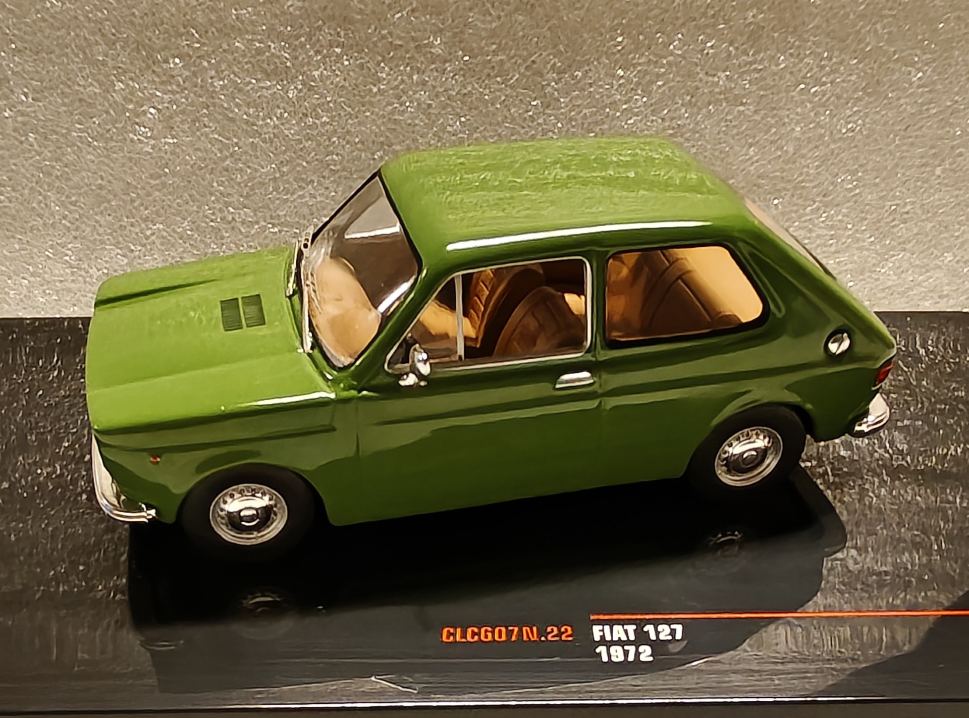 Pienoismalli Fiat 127 1/43