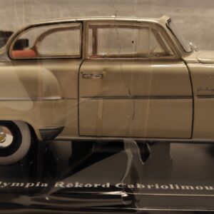 Pienoismalli Opel Olympia Rekord Cabrio 1954 1/24