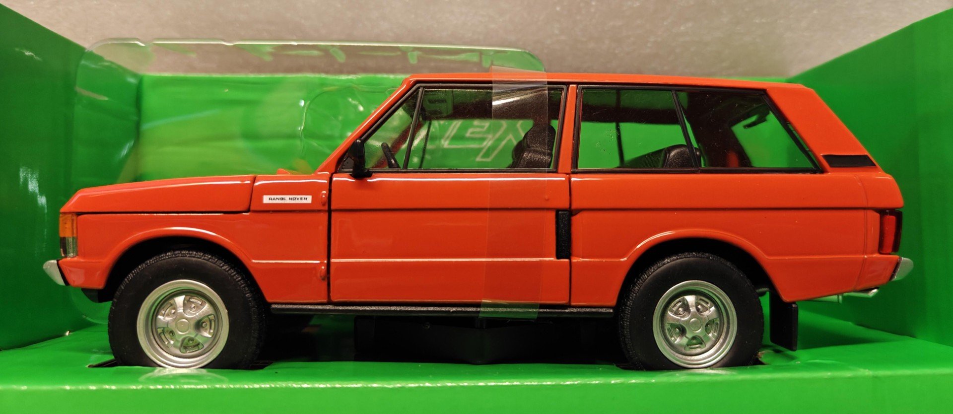 Pienoismalli Range Rover 1970 punainen 1/24