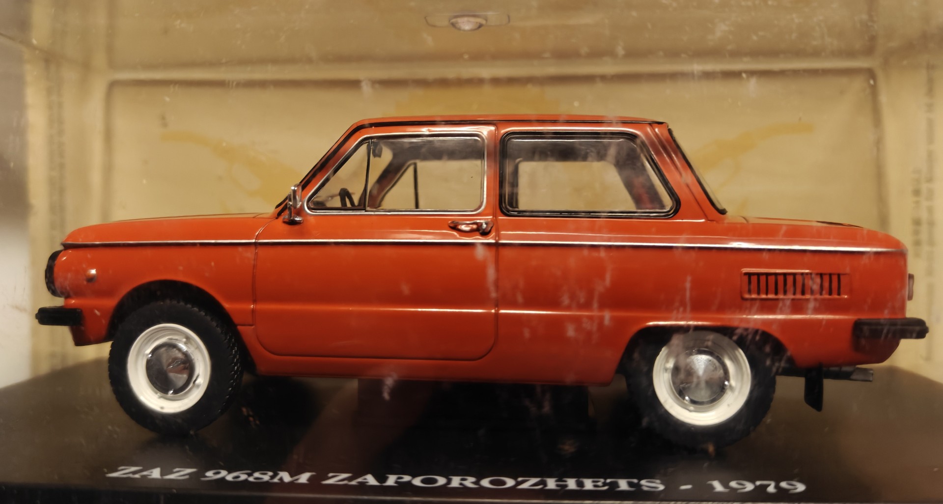 Pienoismalli Jalta 968M 1979 1/24