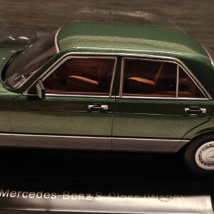 Pienoismalli Mercedes W126 tvihreä 1/18