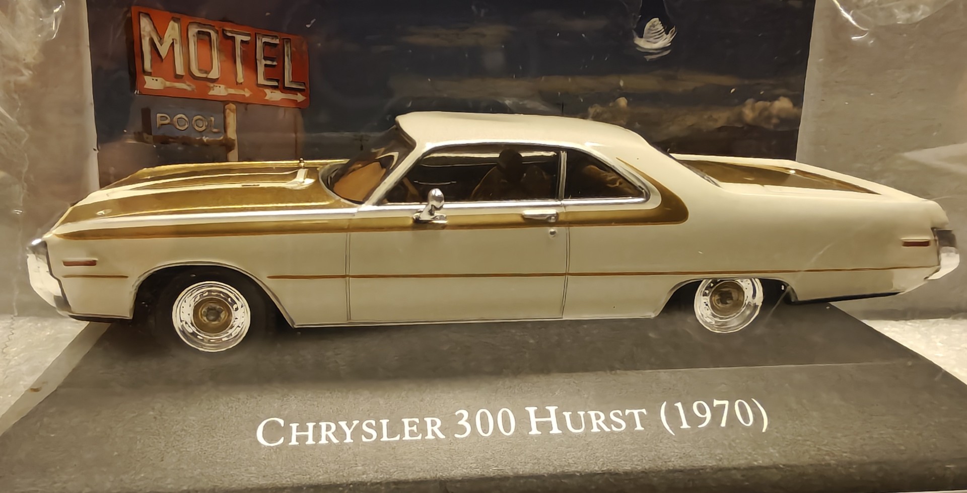 Pienoismalli Chrysler 300 Hurst 1970 1/43