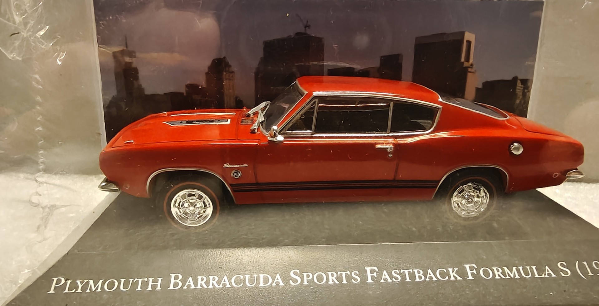 Pienoismalli Plymouth Barracuda Formula S 1968 1/43