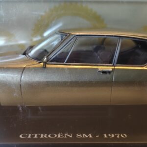 Pienoismalli Citroen SM 1970 1/24