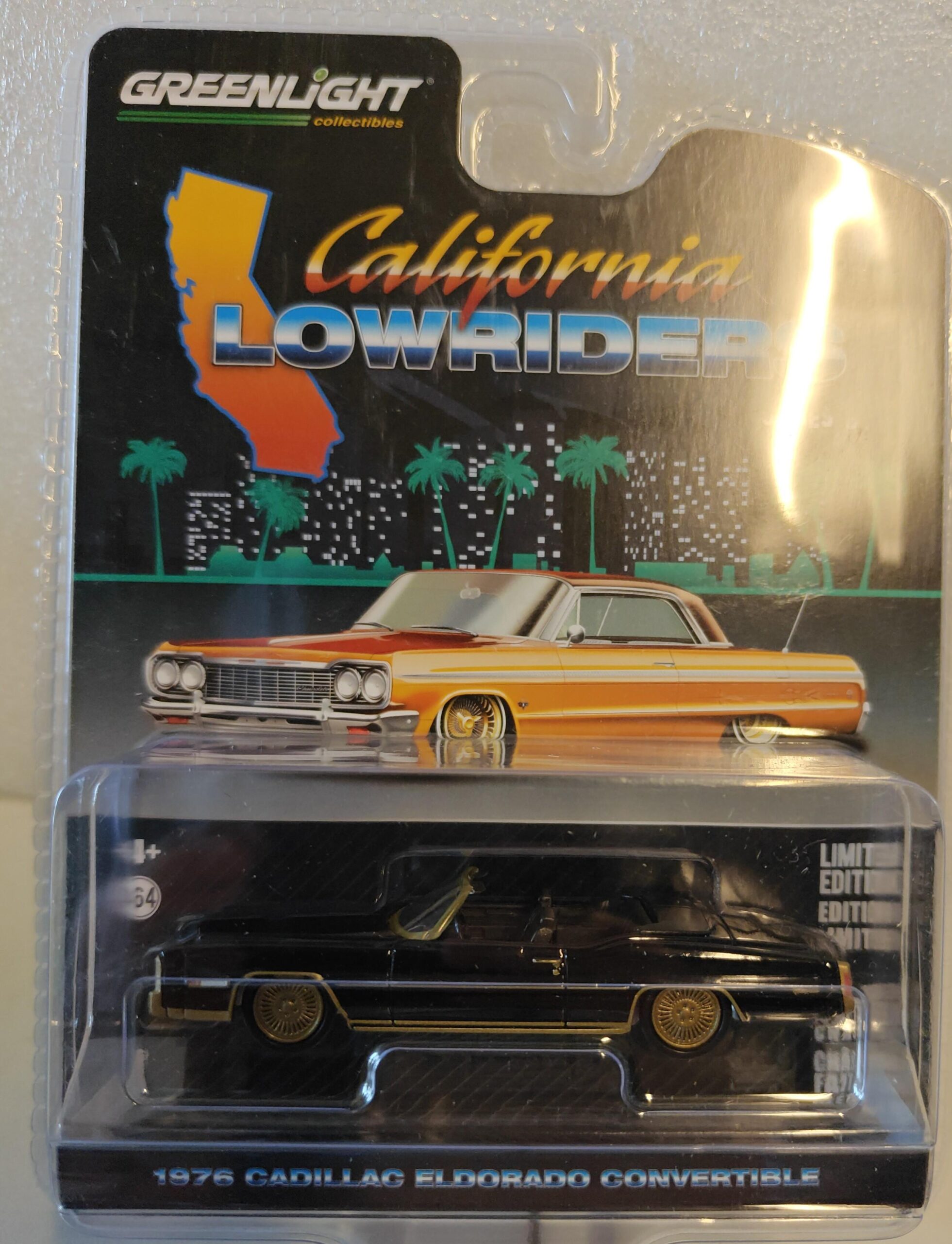 Pienoismalli Cadillac Eldorado 1976   avo 1/64