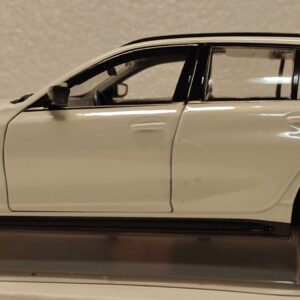 Pienoismalli BMW M3 Touring (G81) 1/24