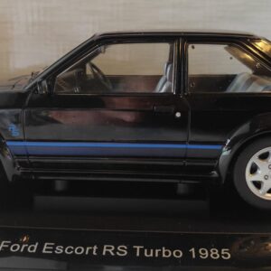 Pienoismalli Ford Escort Mk III RS 1985 1/18
