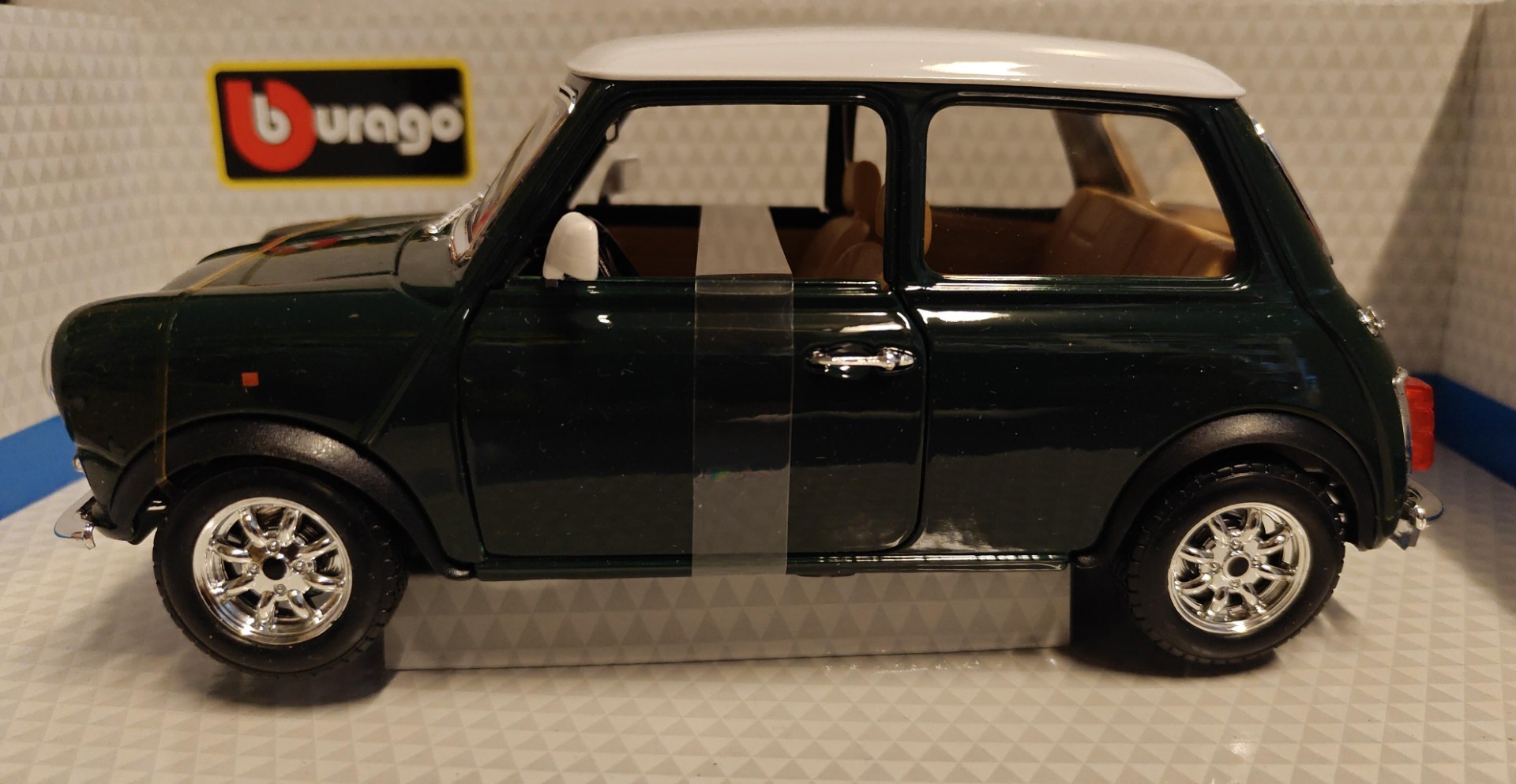 Pienoismalli Mini Coopr 1969 1/50