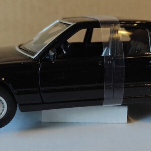 Pienoismalli Mercedes W201 190E musta 1/24
