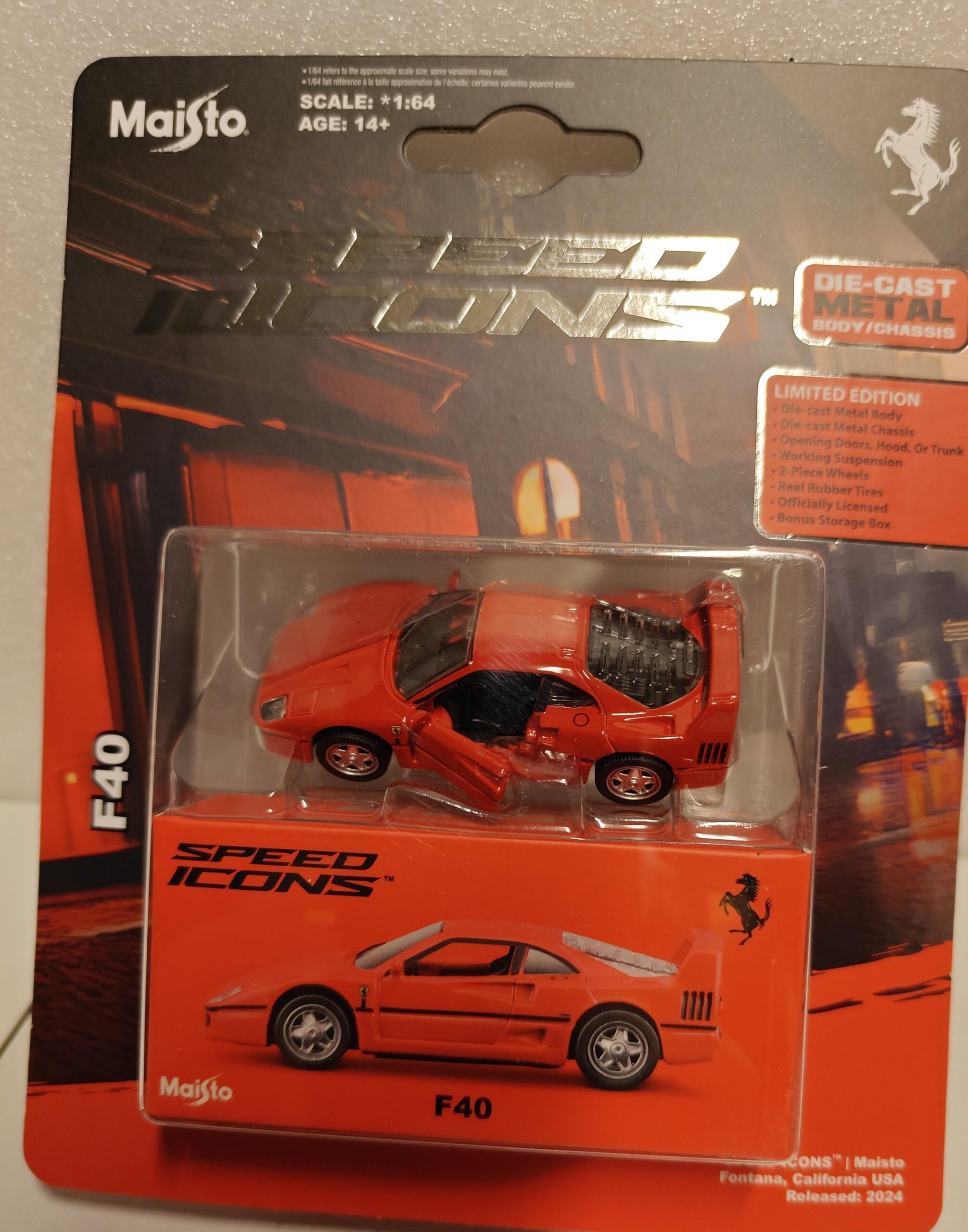 Pienoismalli Ferrari F40 1/64