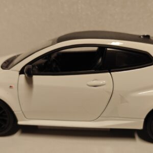 Pienoismalli Toyota GR Yaris 2021 1/24